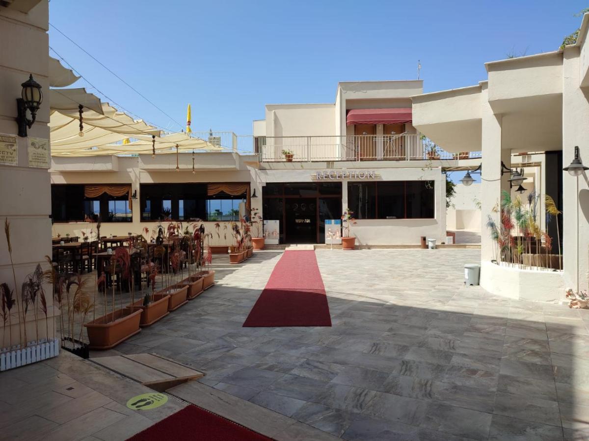 Ladies Beach Suite Hotel (Adults Only) Kusadası Exteriör bild