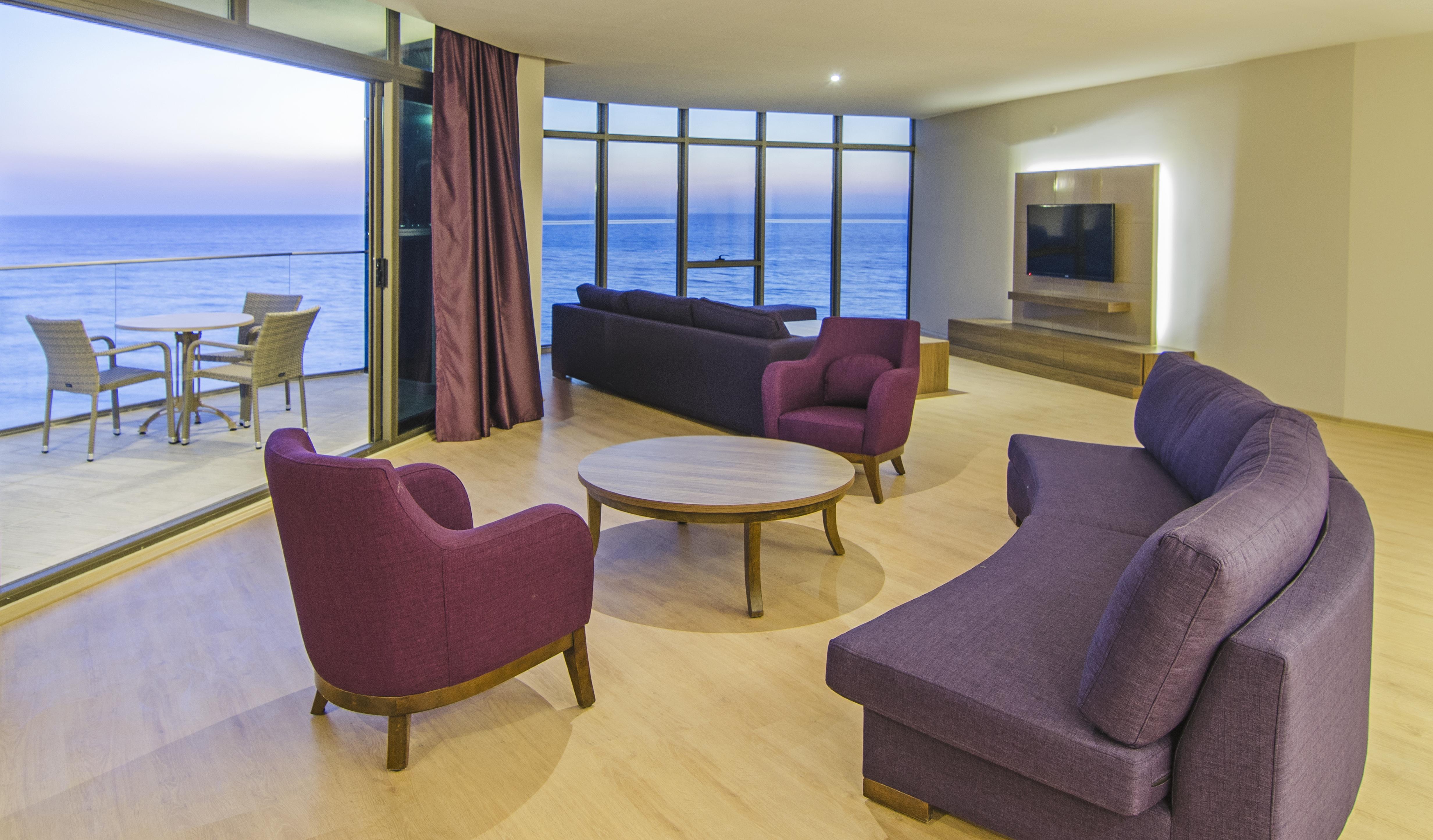 Ladies Beach Suite Hotel (Adults Only) Kusadası Exteriör bild