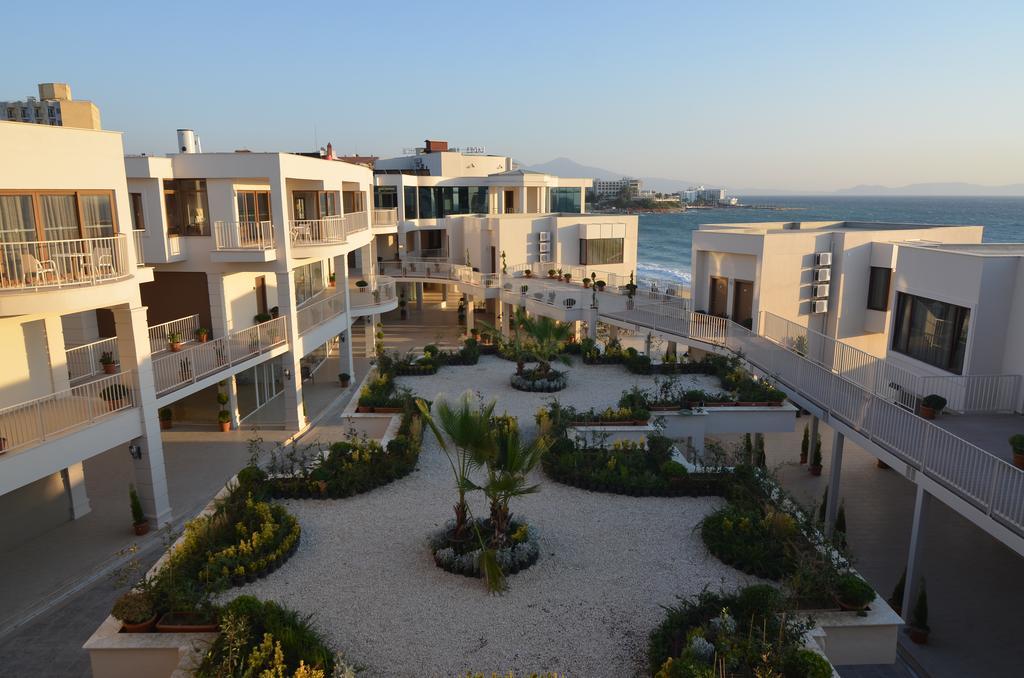 Ladies Beach Suite Hotel (Adults Only) Kusadası Exteriör bild