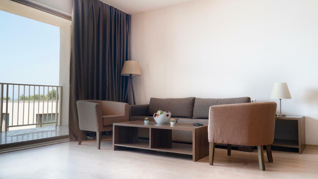 Ladies Beach Suite Hotel (Adults Only) Kusadası Exteriör bild