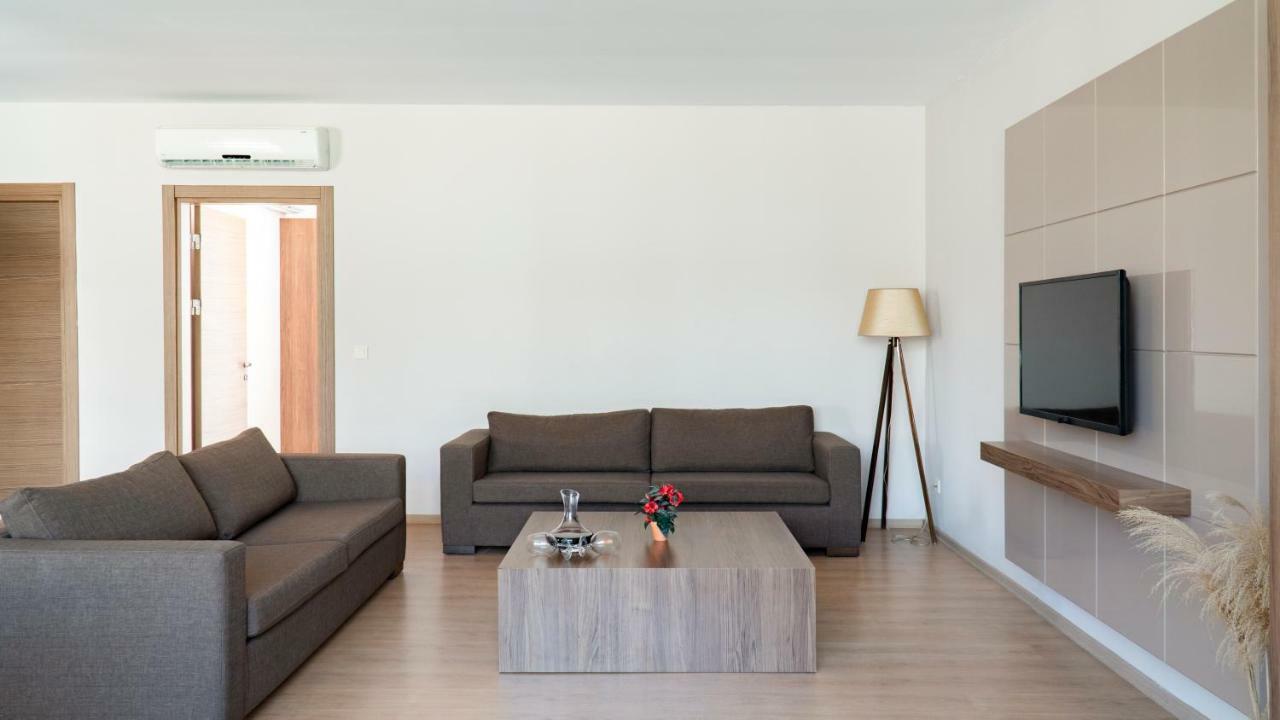 Ladies Beach Suite Hotel (Adults Only) Kusadası Exteriör bild